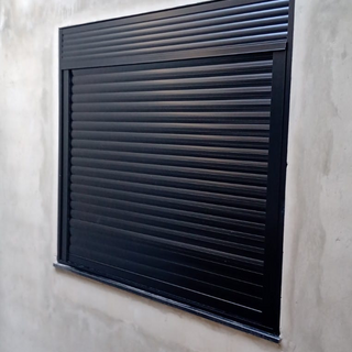  Portas de alumínio Esquadrias de alumínio